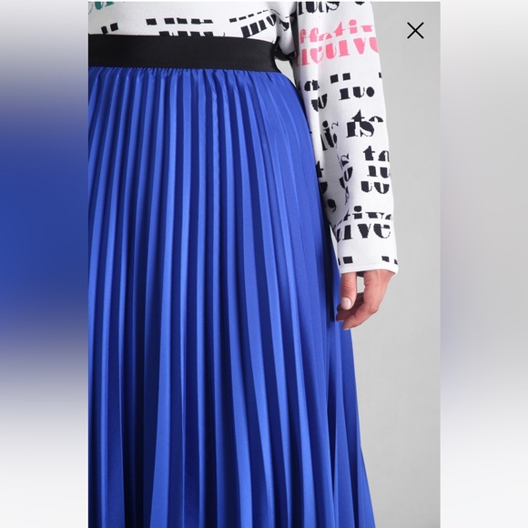 SOLD! on Ebay SportMax|Code MaxMara Label-cat Pleated Skirt.Size:IT40 US4/6. - Picture 2 of 14